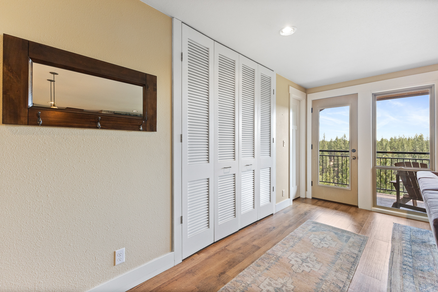 7th Mountain Suite Capture