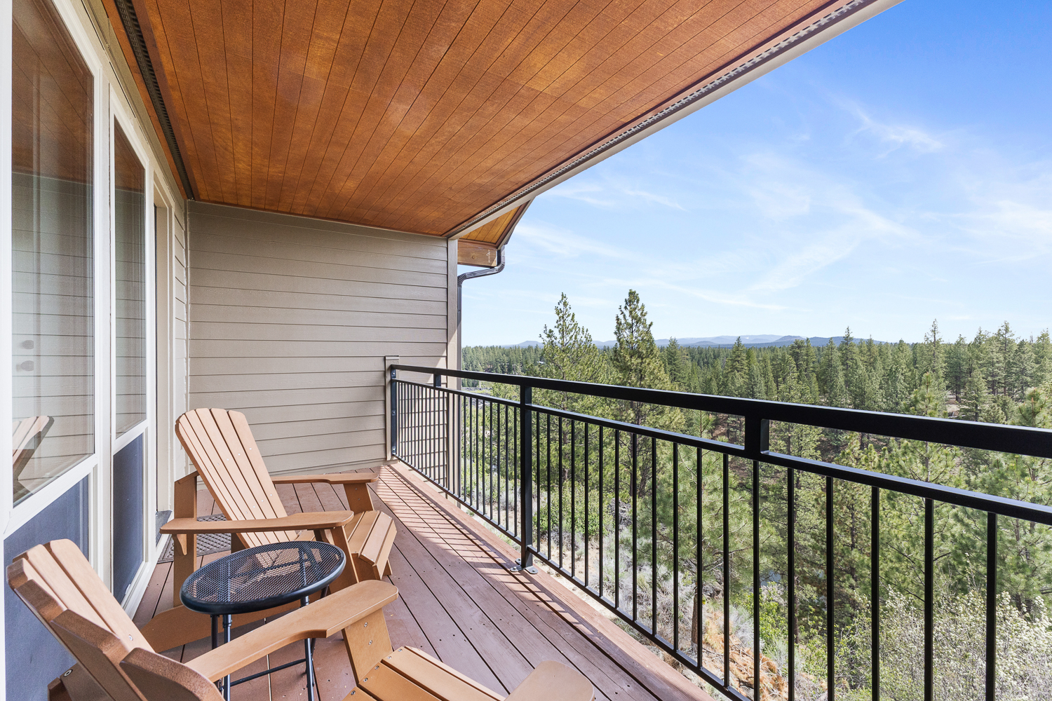 7th Mountain Suite Capture