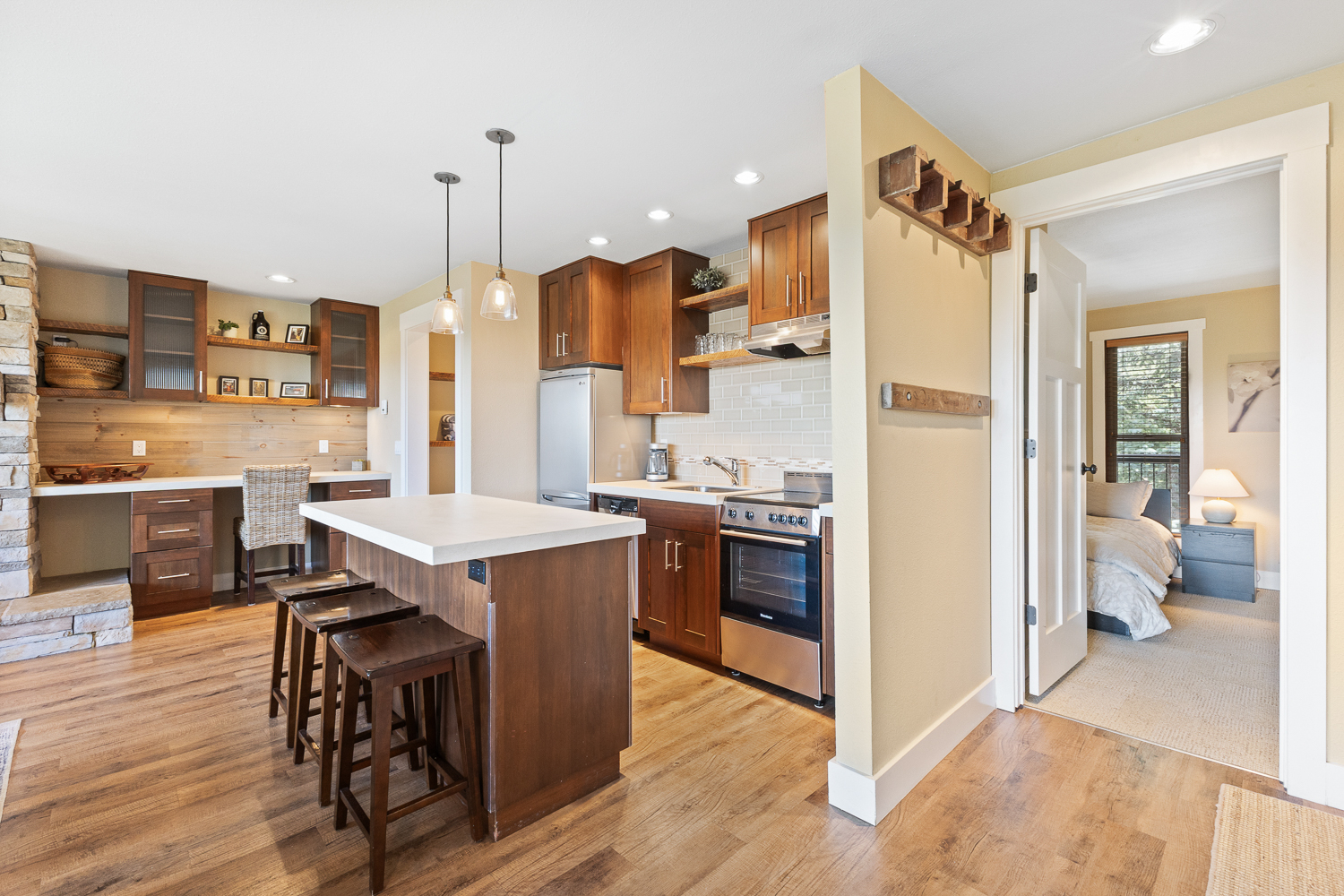 7th Mountain Suite Capture